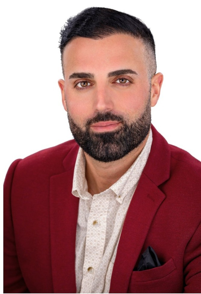 Headshot of Morres Chelebi, Broker with HomeLife Miracle Realty